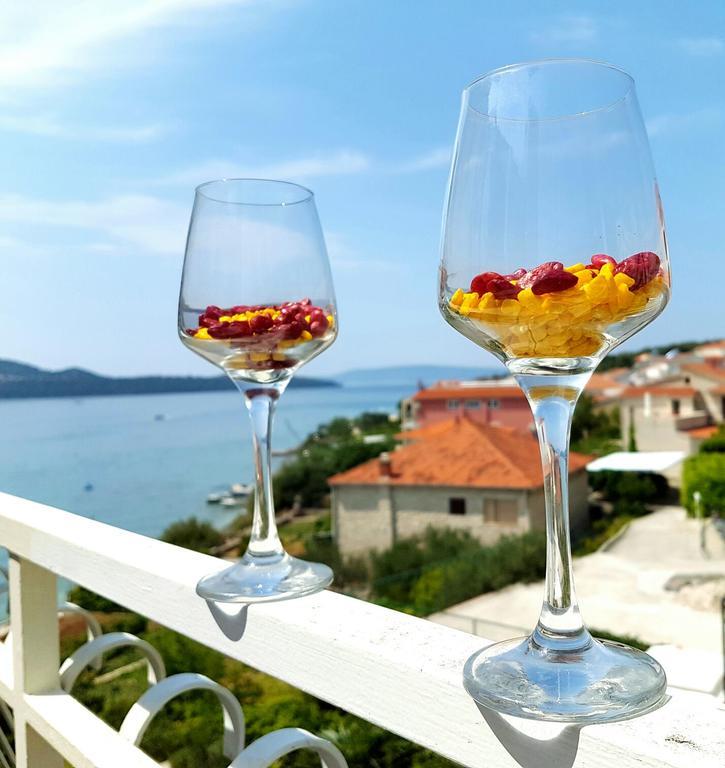 Apartments Marta Trogir Eksteriør bilde